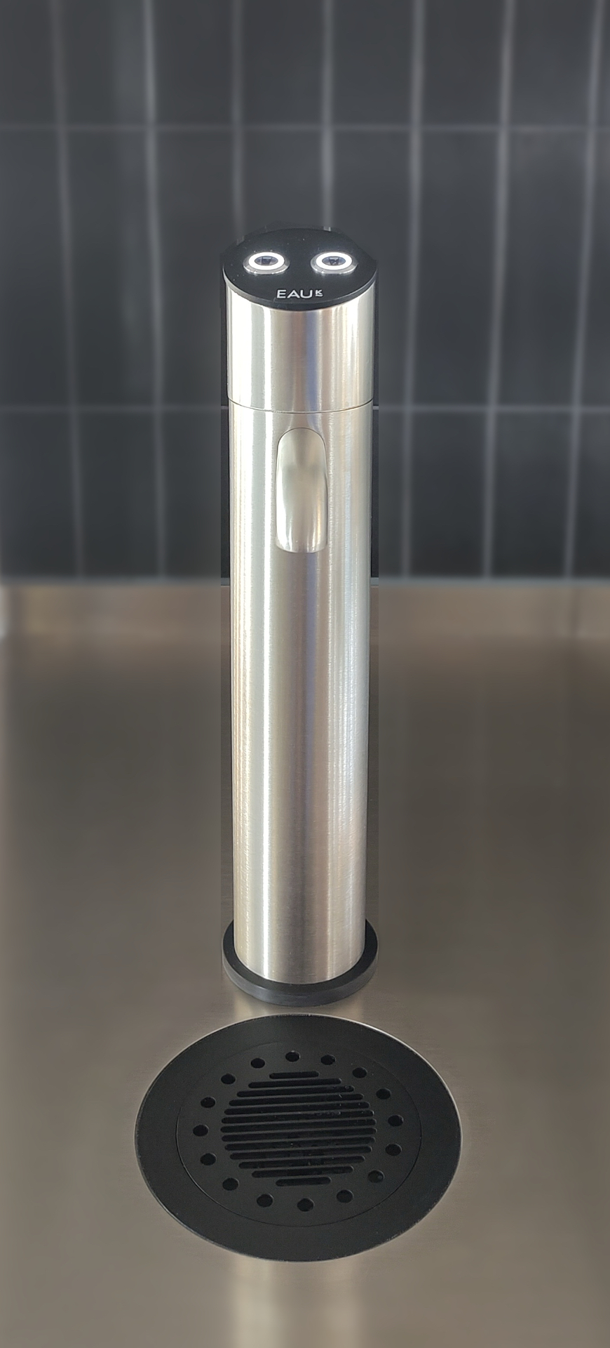 eTube — EAU~K Zapfsäule für Public-Refill